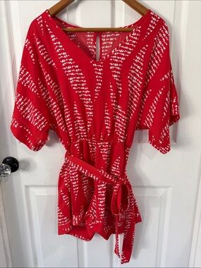 Red Printed V-Neck Tie-Waist Women’s romper